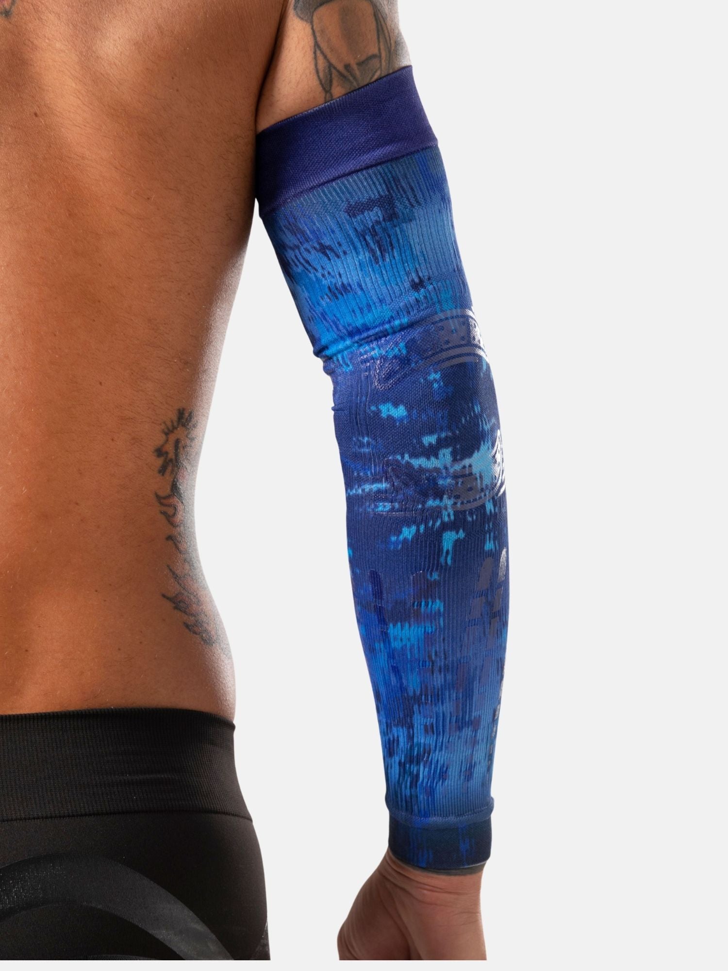 FLOKY SLEEVE BLUE SUPERNOVA (PAKKE MED 1 STK)
